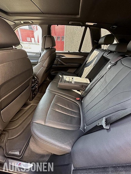 BMW X5 25 of 30
