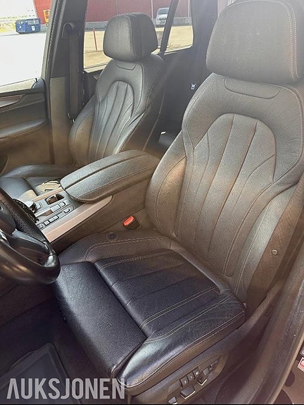 BMW X5 22 of 30