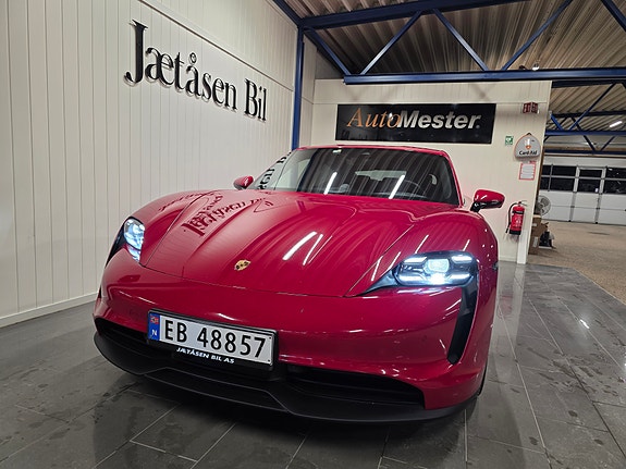 Porsche Taycan 11 of 25