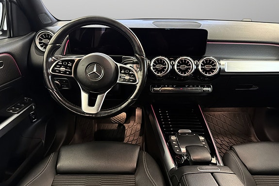 Mercedes-Benz EQB300 9 of 29