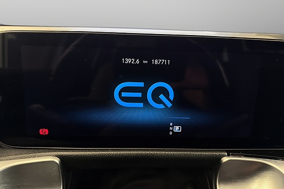 Mercedes-Benz EQB300 23 of 29