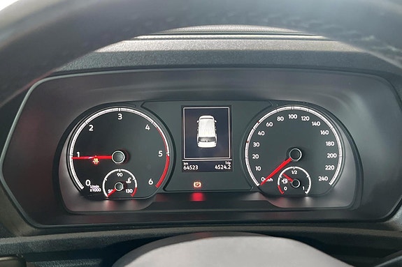 Volkswagen Caddy 10 of 30