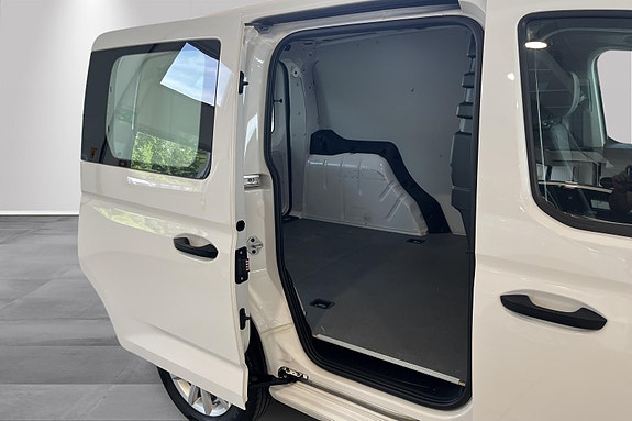 Volkswagen Caddy 22 of 30