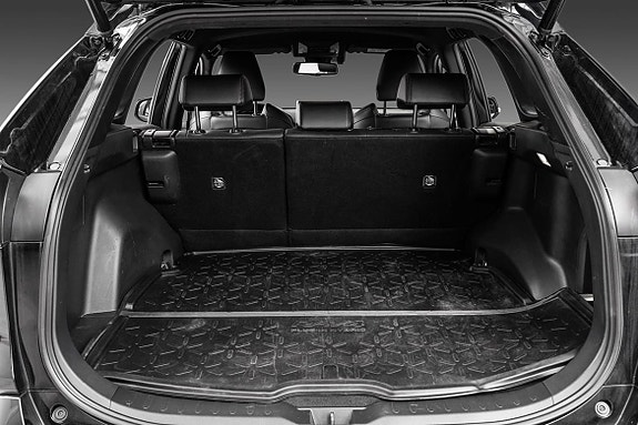 Toyota RAV4 Plug-in Hybrid 22 of 23