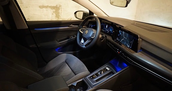 Volkswagen Golf VIII 9 of 17