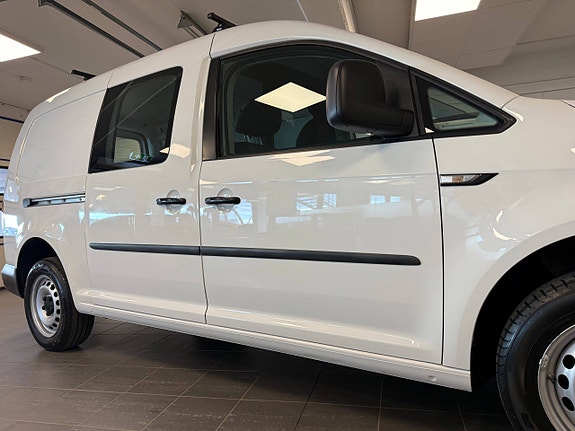 Volkswagen Caddy Maxi 15 of 26