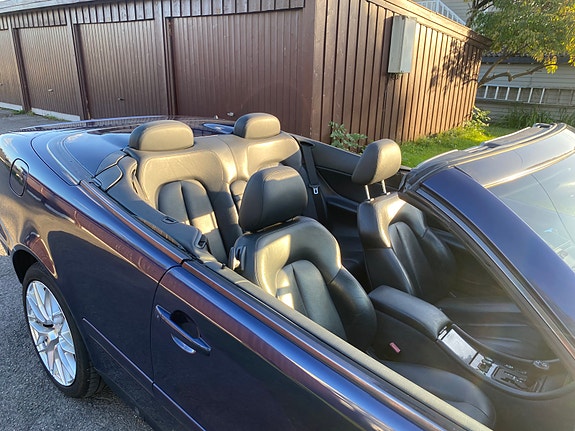 Mercedes-Benz CLK200 19 of 24