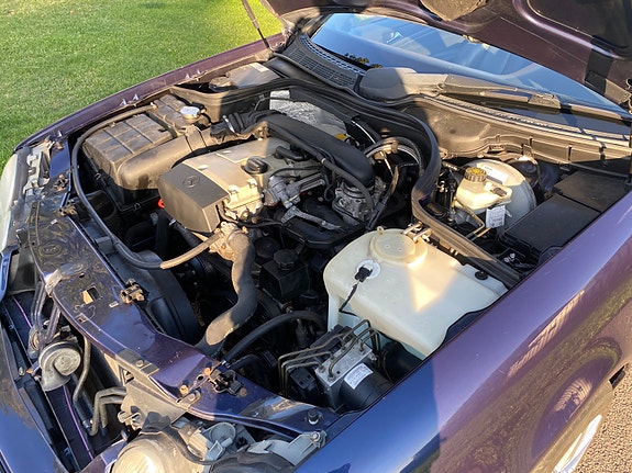 Mercedes-Benz CLK200 24 of 24