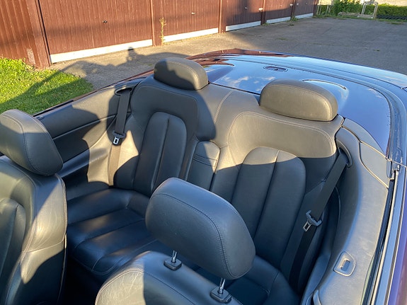 Mercedes-Benz CLK200 13 of 24