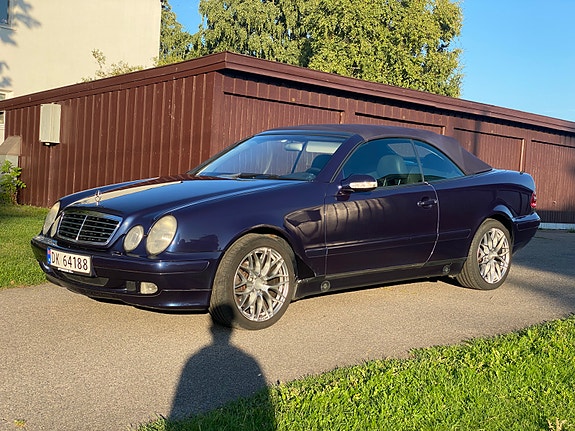 Mercedes-Benz CLK200 6 of 24
