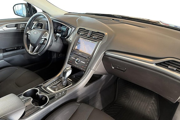 Ford Mondeo 10 of 27