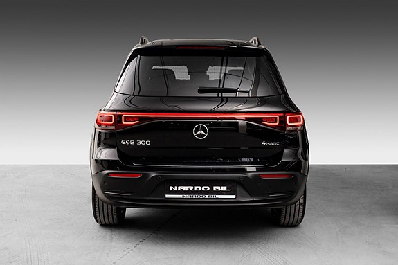 Mercedes-Benz EQB300 8 of 27