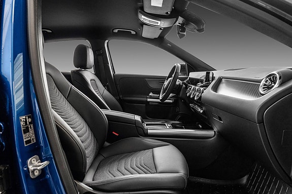 Mercedes-Benz EQA250 23 of 23
