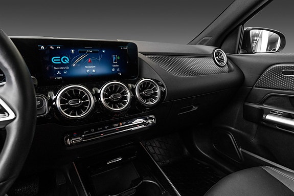 Mercedes-Benz EQA250 13 of 23