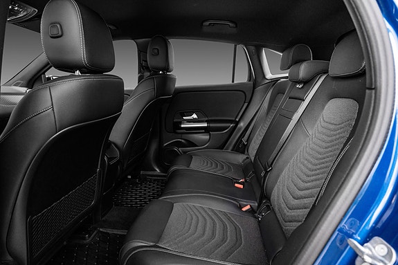 Mercedes-Benz EQA250 19 of 23