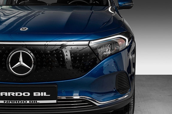 Mercedes-Benz EQA250 4 of 23