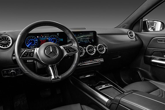 Mercedes-Benz EQA250 20 of 23