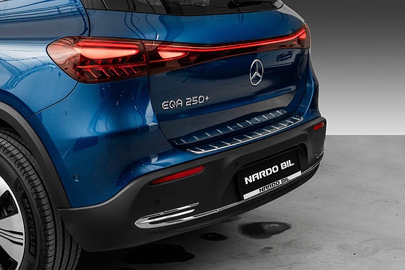 Mercedes-Benz EQA250 6 of 23