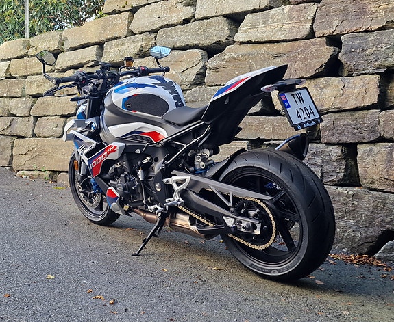 BMW M 1000 R 6 of 18