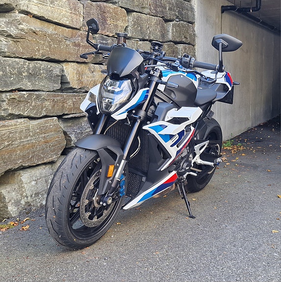 BMW M 1000 R 4 of 18