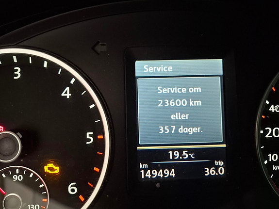 Volkswagen Tiguan 12 of 22