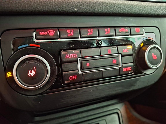 Volkswagen Tiguan 18 of 22
