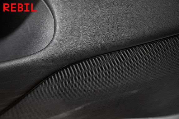 Tesla Model 3 20 of 26