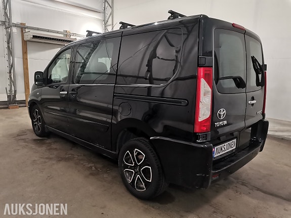 Toyota Proace 7 of 30