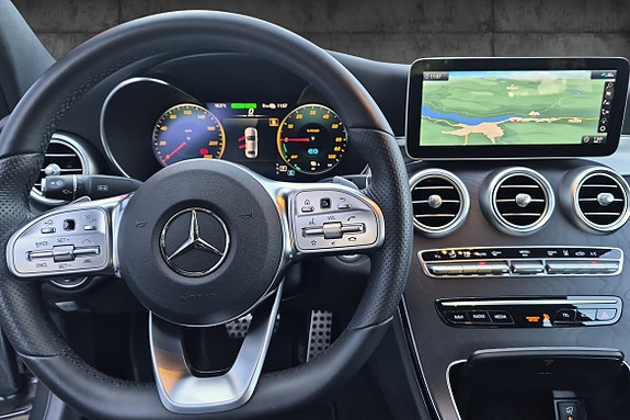 Mercedes-Benz C300 e 13 of 20