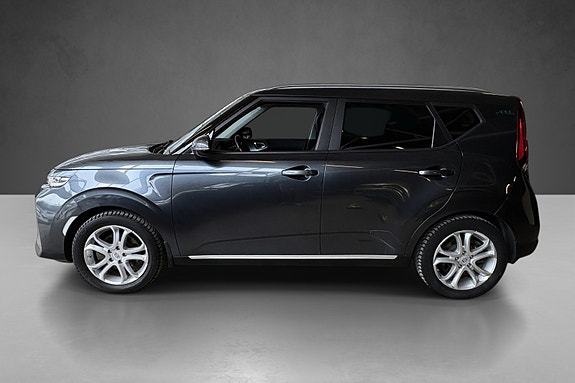 Kia e-Soul 2 of 28