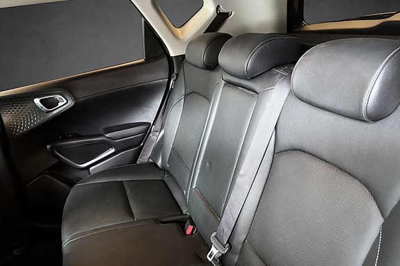 Kia e-Soul 23 of 28