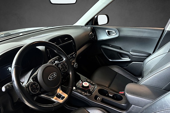 Kia e-Soul 20 of 28