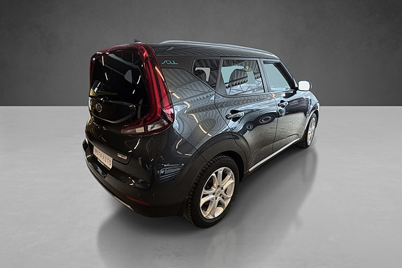 Kia e-Soul 5 of 28