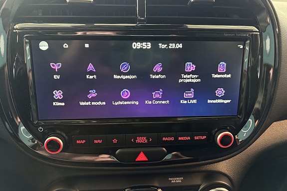 Kia e-Soul 17 of 28