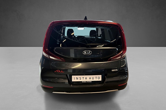 Kia e-Soul 4 of 28
