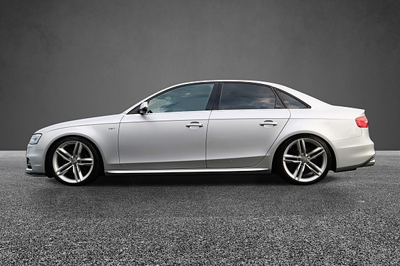 Audi S4 9 of 21