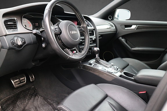 Audi S4 11 of 21