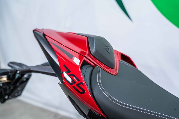 Triumph Street Triple 765 RS - AGM WEEK TILBUD - 15 000kr i avslag og rentekampanje- Kun 1 igjen!// 7 of 18