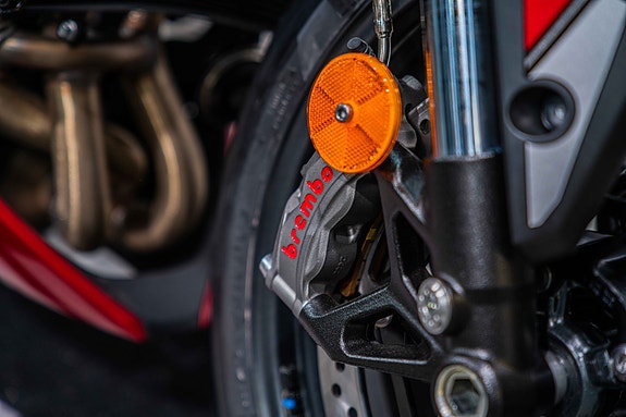 Triumph Street Triple 765 RS - AGM WEEK TILBUD - 15 000kr i avslag og rentekampanje- Kun 1 igjen!// 17 of 18