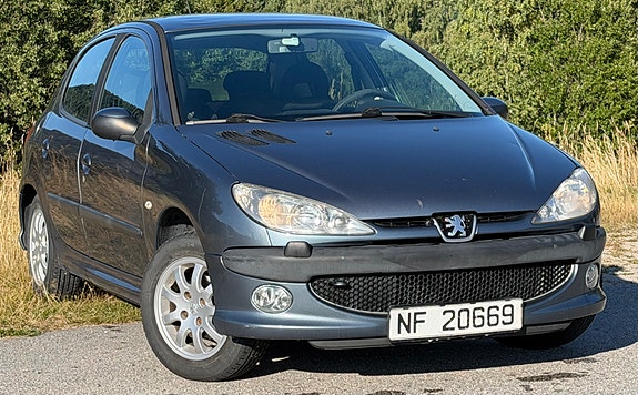 Peugeot 206 4 of 18