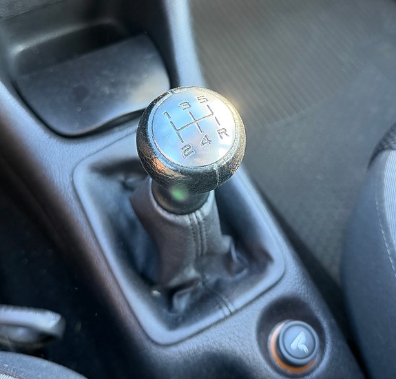 Peugeot 206 13 of 18
