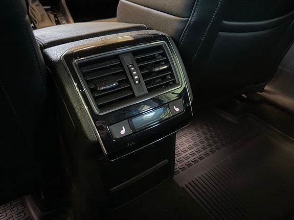 Skoda Superb 23 of 30