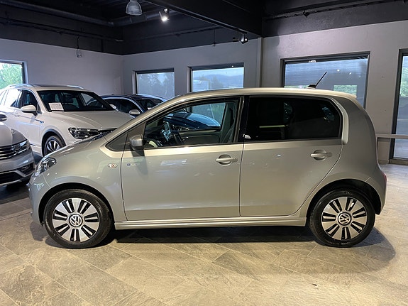 Volkswagen UP! 7 of 30