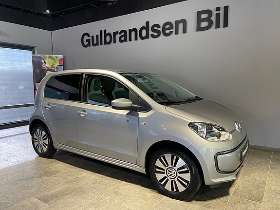 Volkswagen UP! 3 of 30