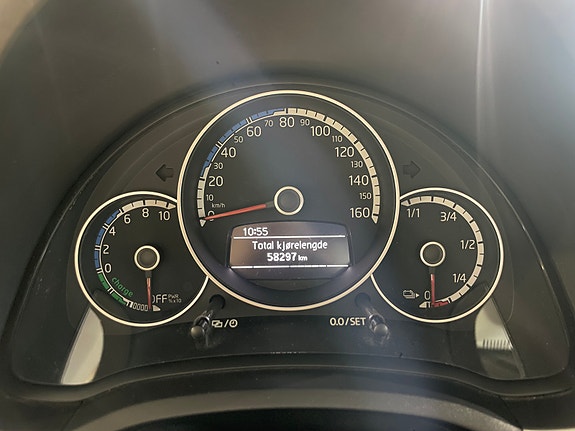 Volkswagen UP! 19 of 30