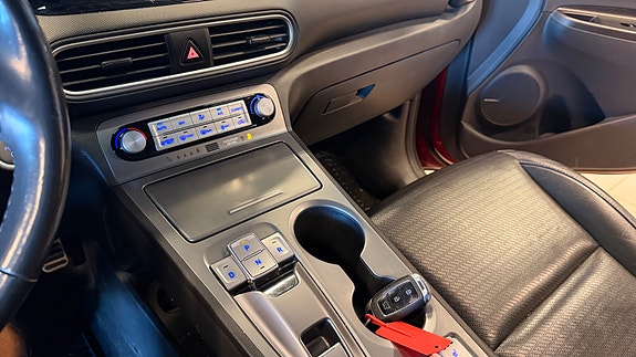 Hyundai Kona 11 of 20
