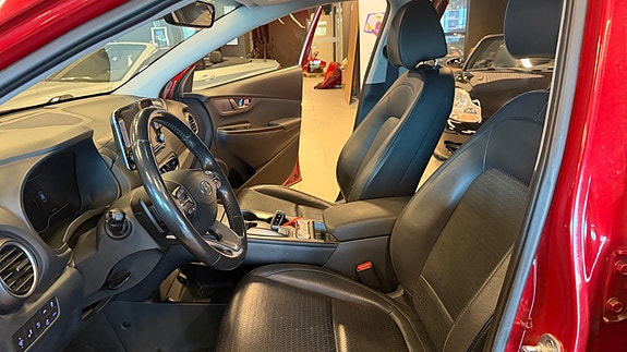Hyundai Kona 15 of 20