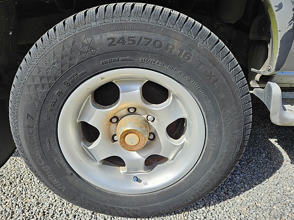 Nissan King Cab 11 of 14