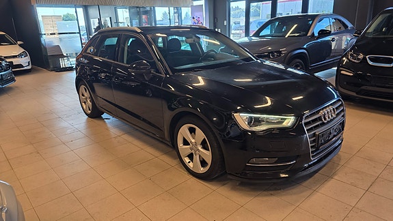 Audi A3 3 of 16