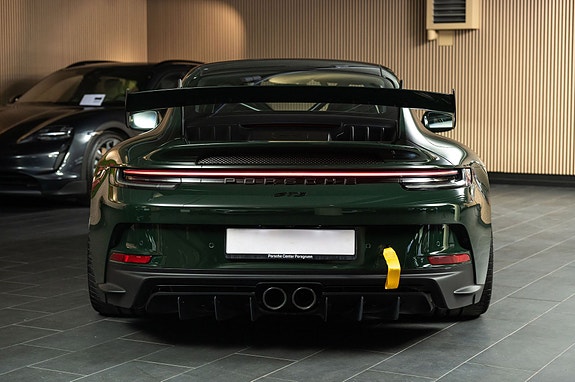 Porsche 911 GT3 6 of 30
